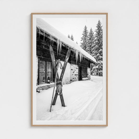 bw-gone-skiing 40x60-natural frame frame