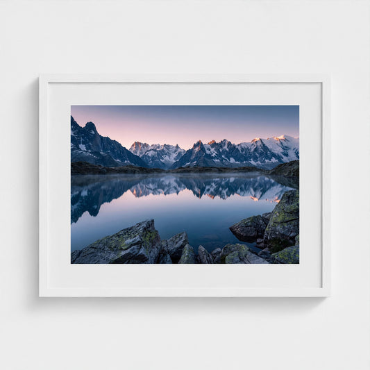 alpine-lake-dolomites alt frame
