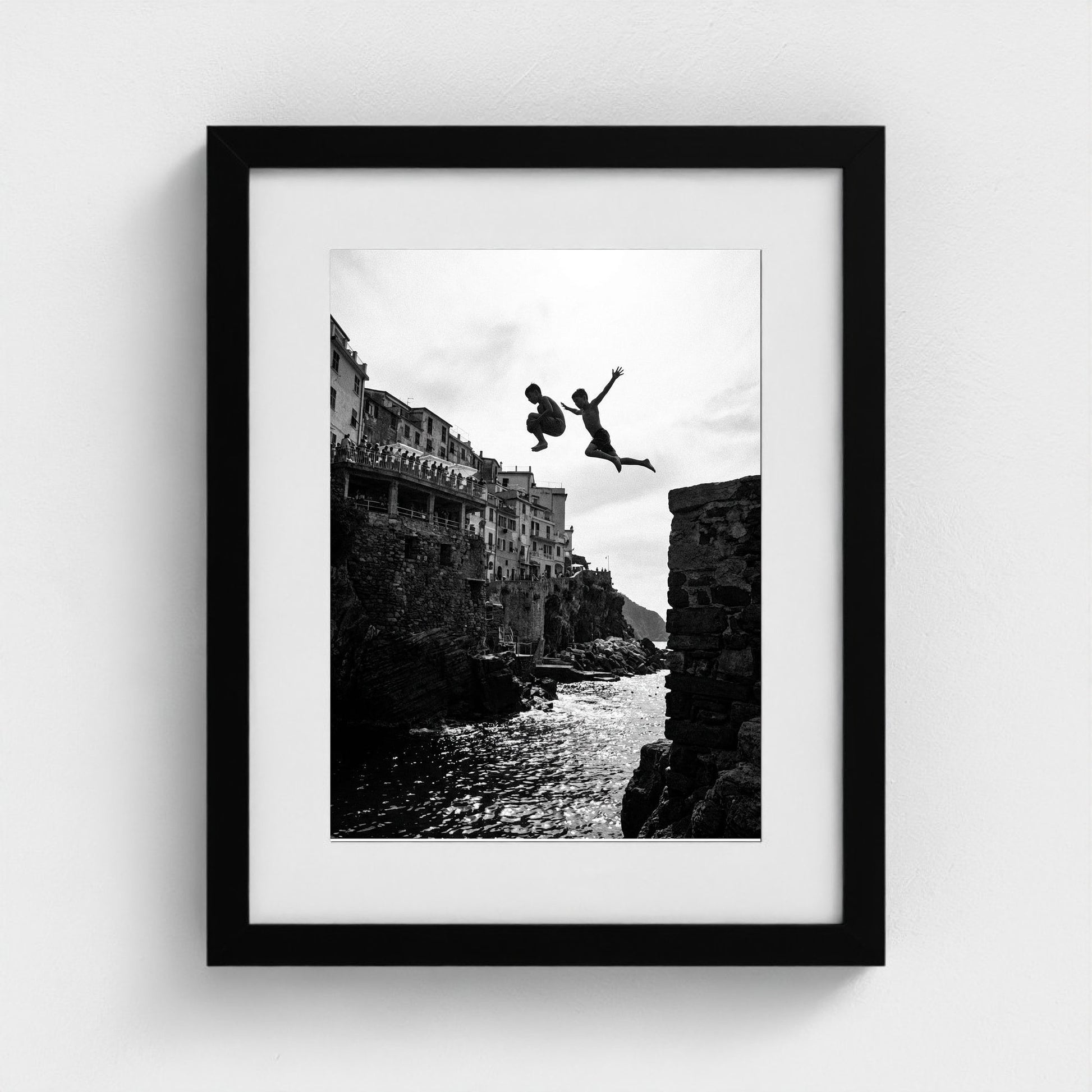 bw-divers-amalfi 11x14-black frame frame