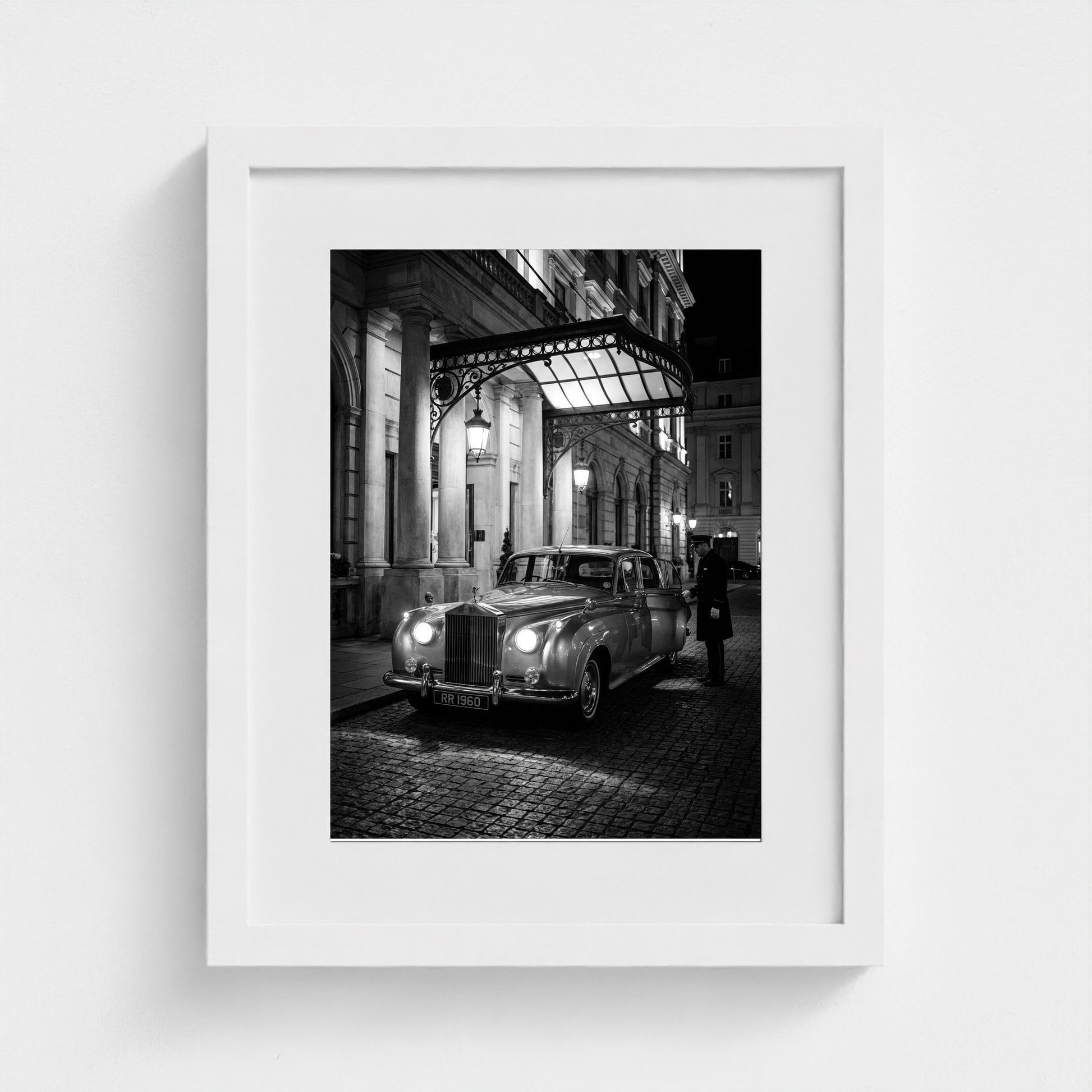 bw-fashionably-late 11x14-white frame frame