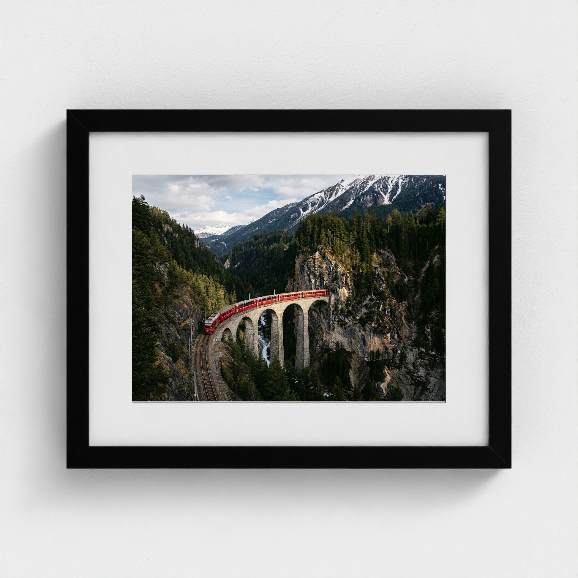 alpine-train 14x11-black frame frame