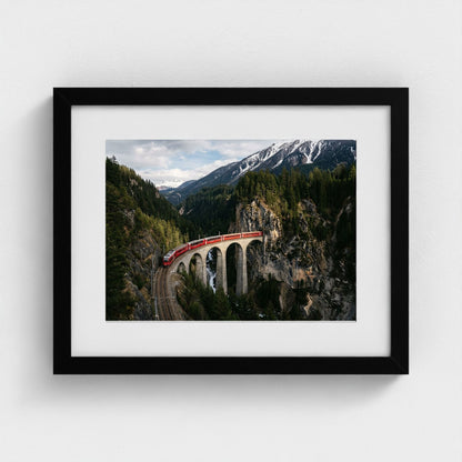 alpine-train 14x11-black frame frame