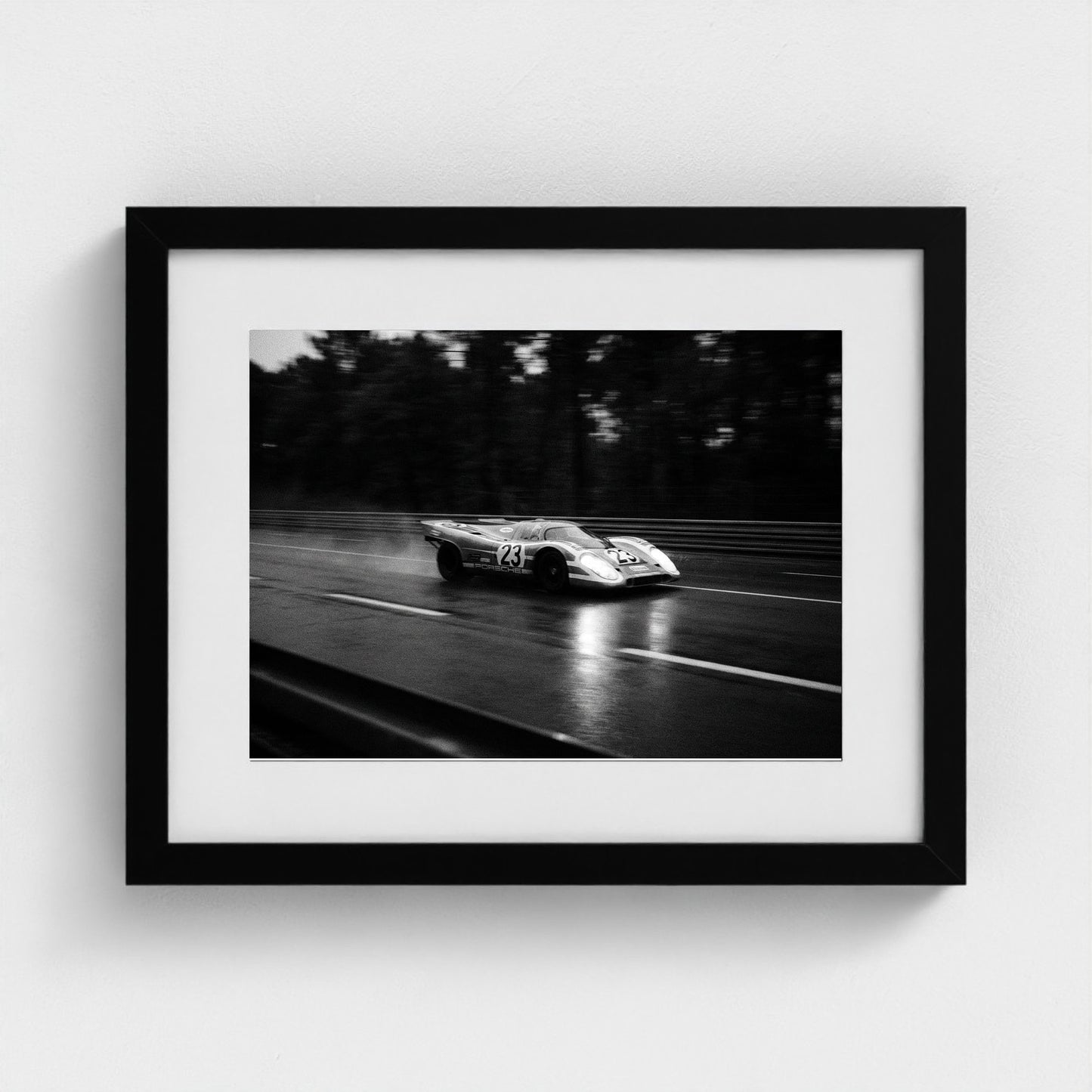 bw-le-mans-night 14x11-black frame frame