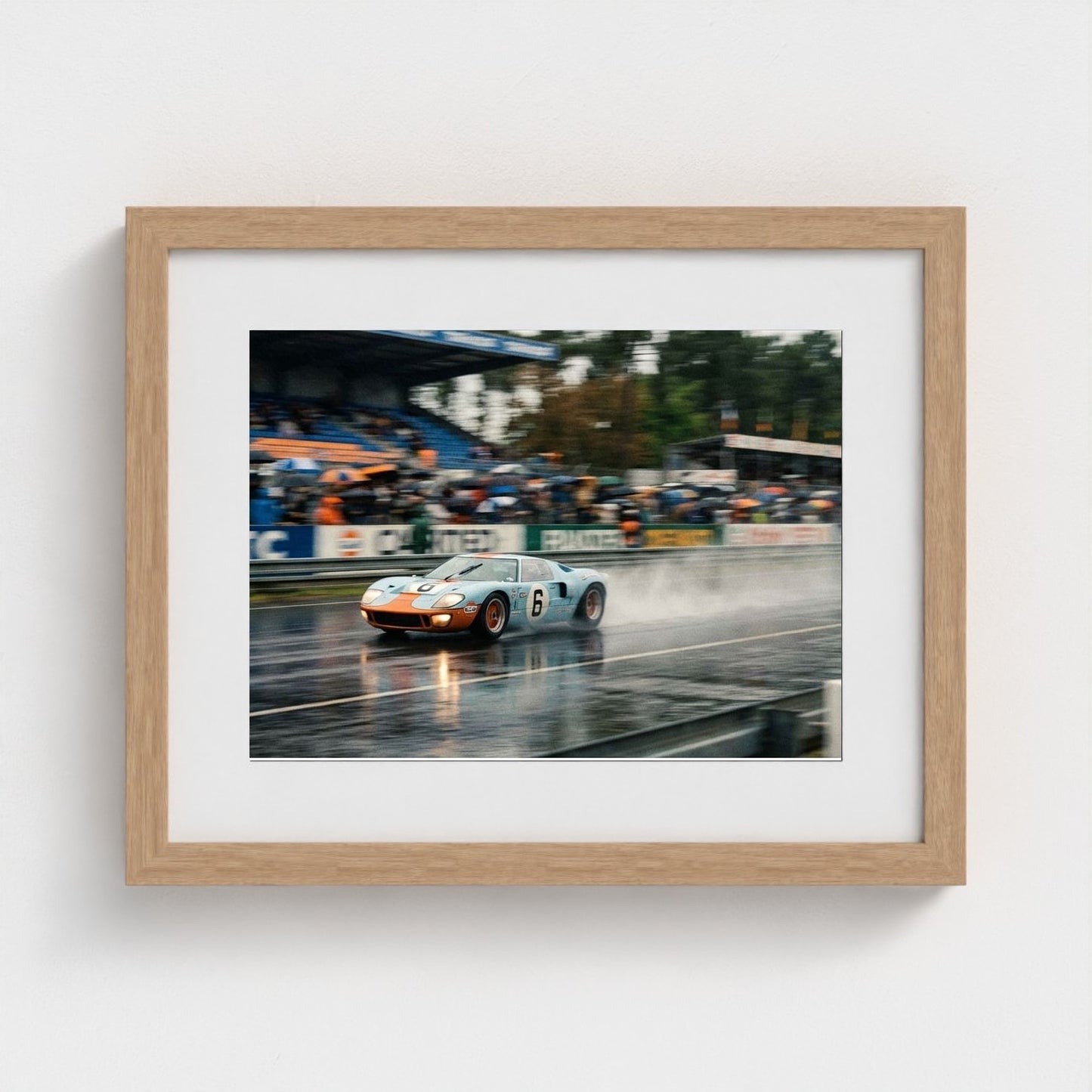 le-mans-blur 14x11-natural frame frame