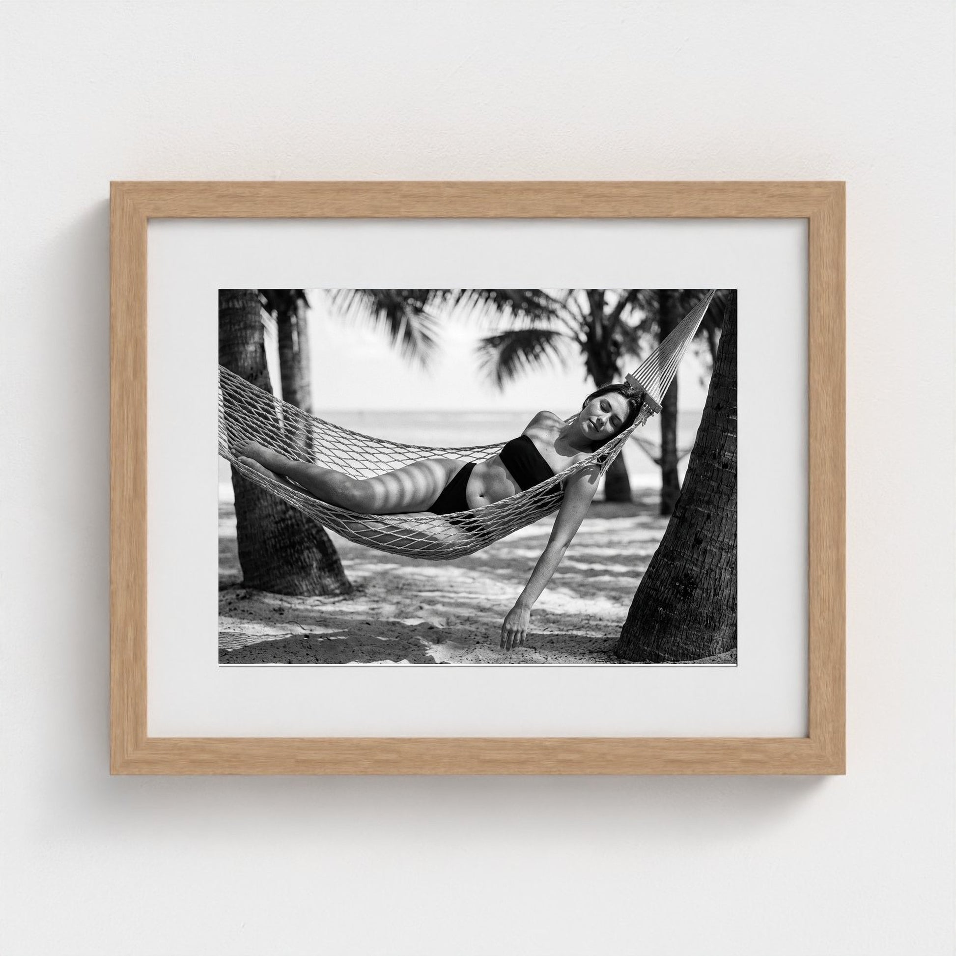 bw-hammock-dreams 14x11-natural frame frame
