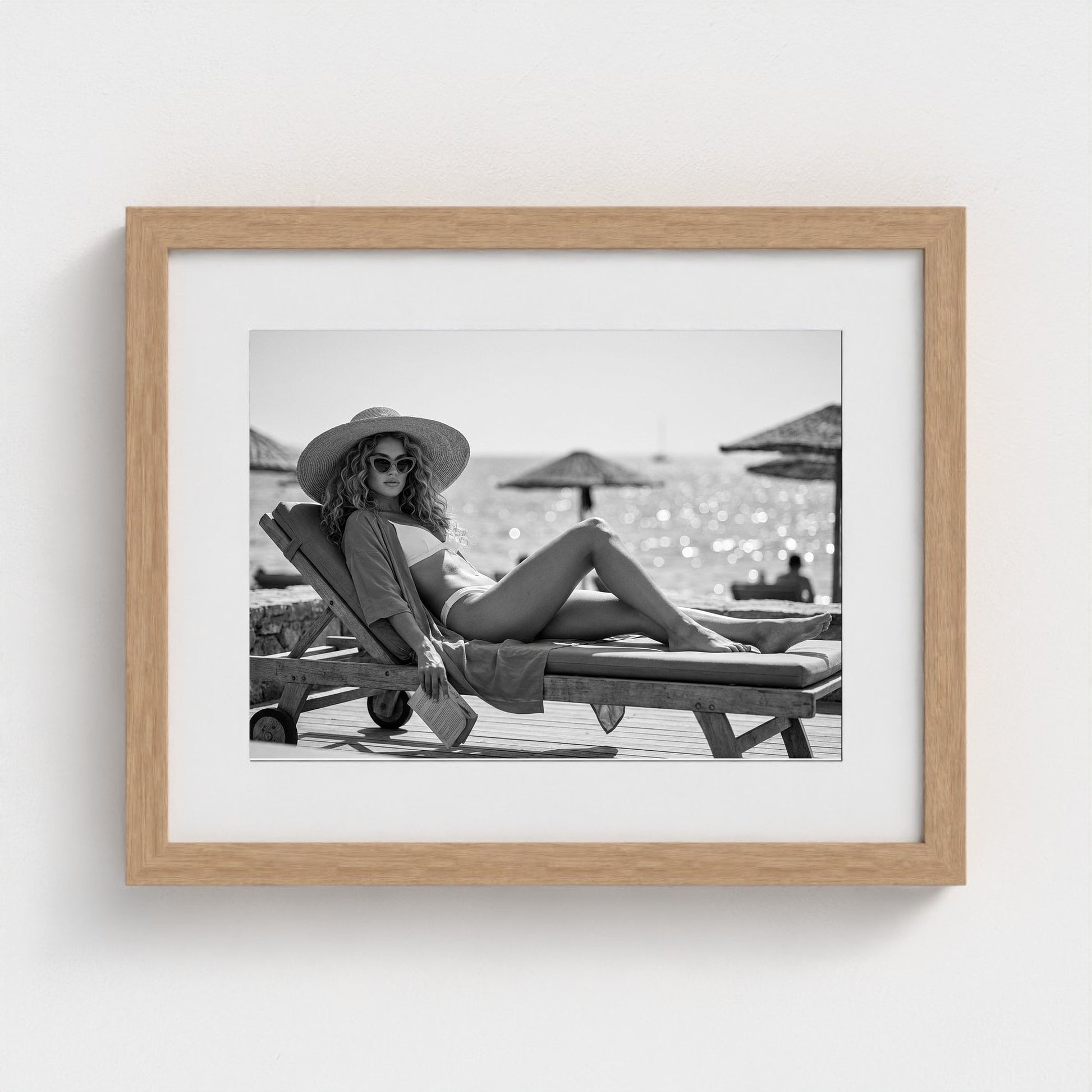 bw-lounge-hour 14x11-natural frame frame