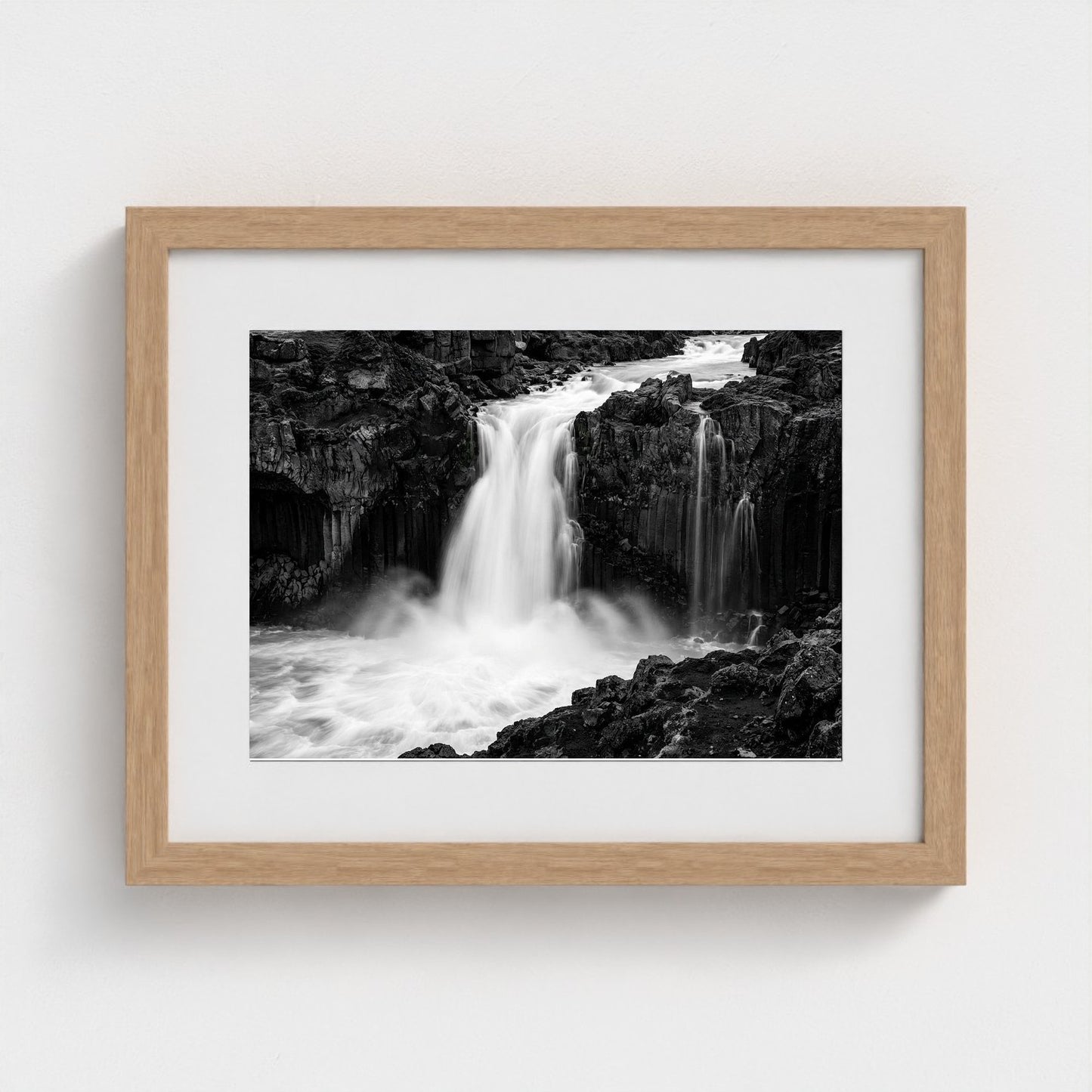 icelandic-cascade 14x11-natural frame frame