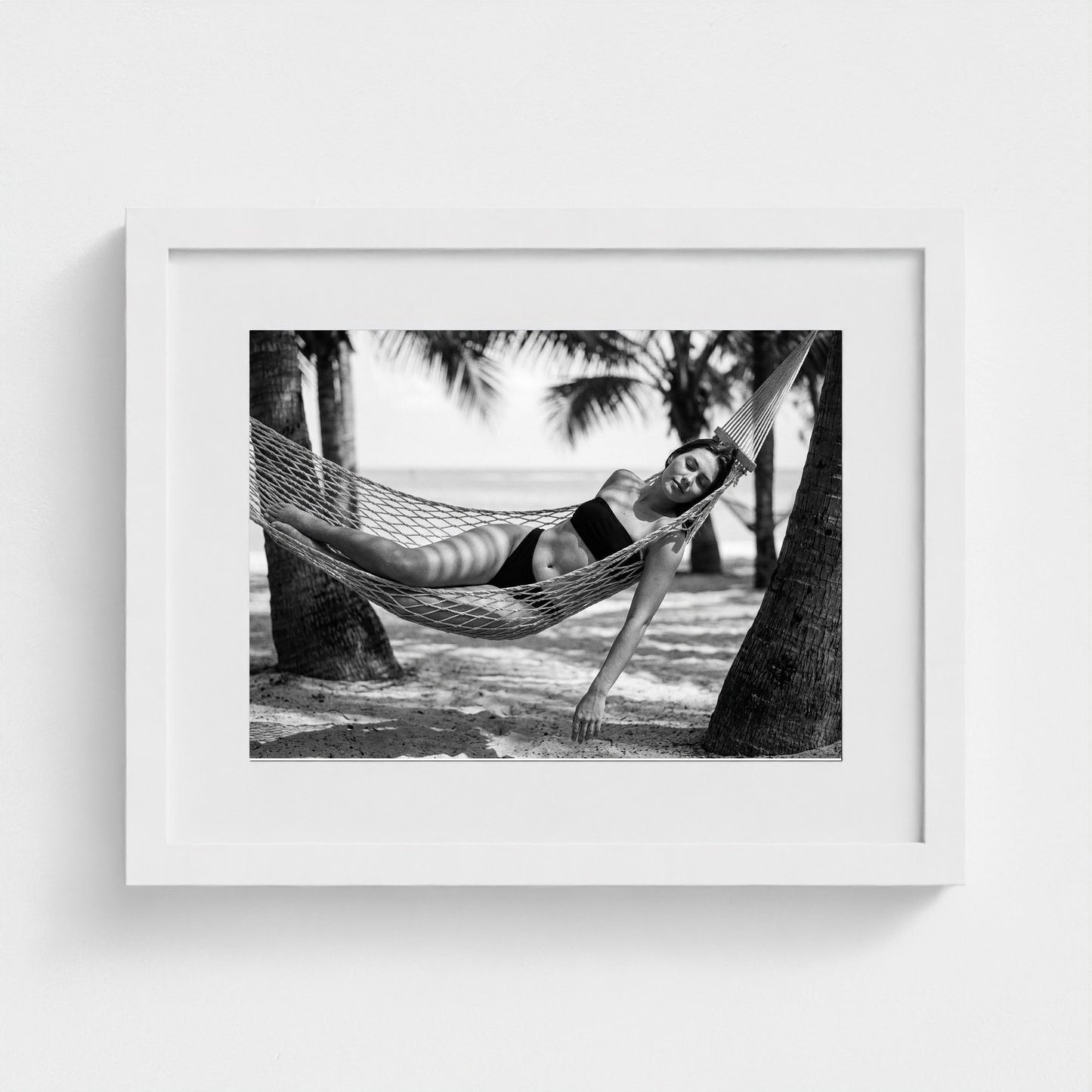 bw-hammock-dreams 14x11-white frame frame