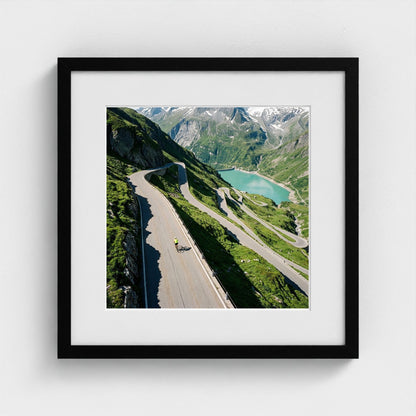 alpine-pass 16x16-black frame frame