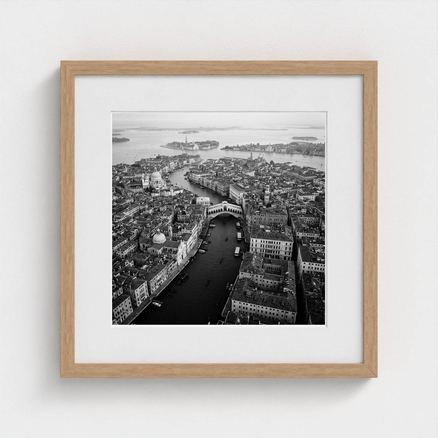 bw-venice-above 16x16-natural frame frame