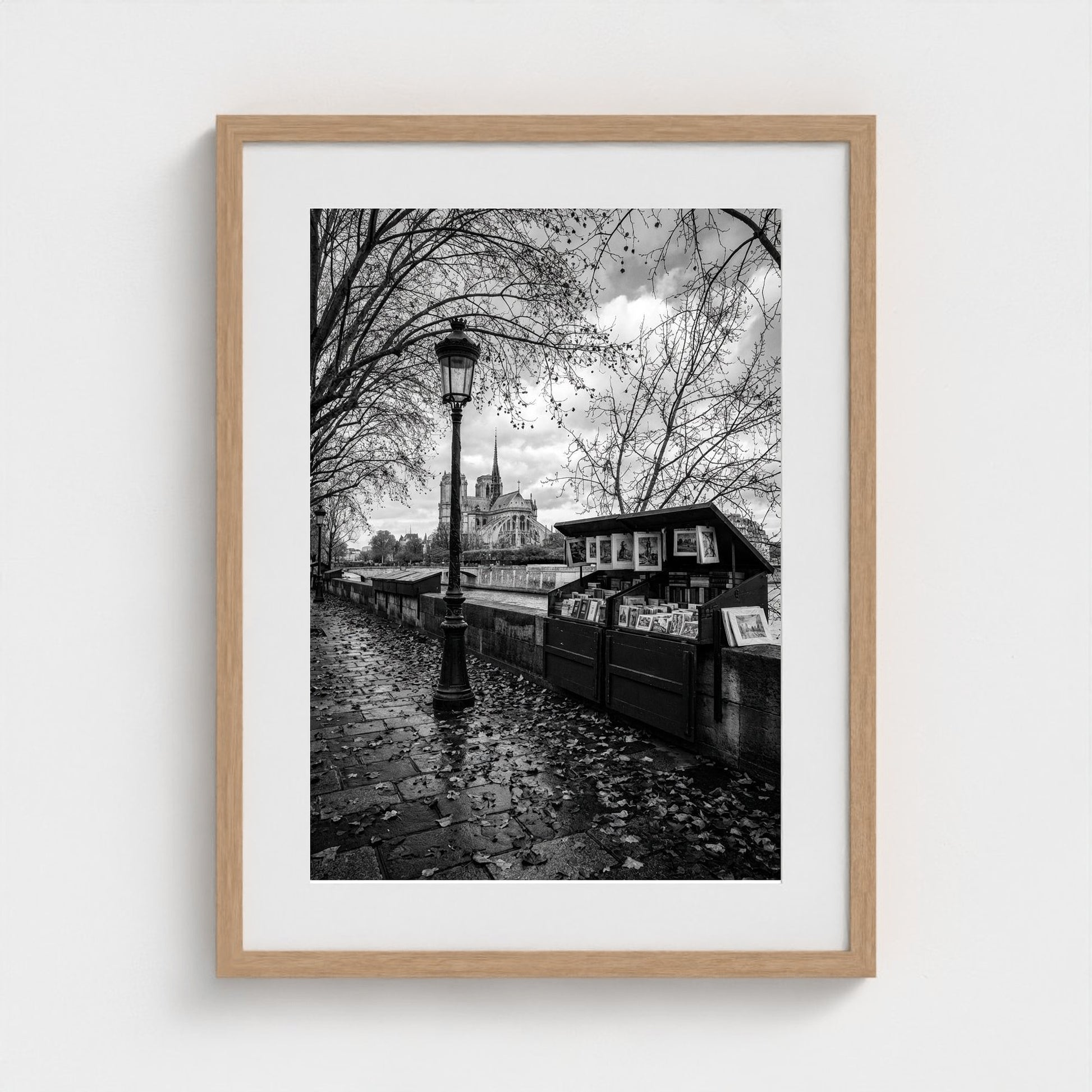 bw-autumn-paris 18x24-natural frame frame