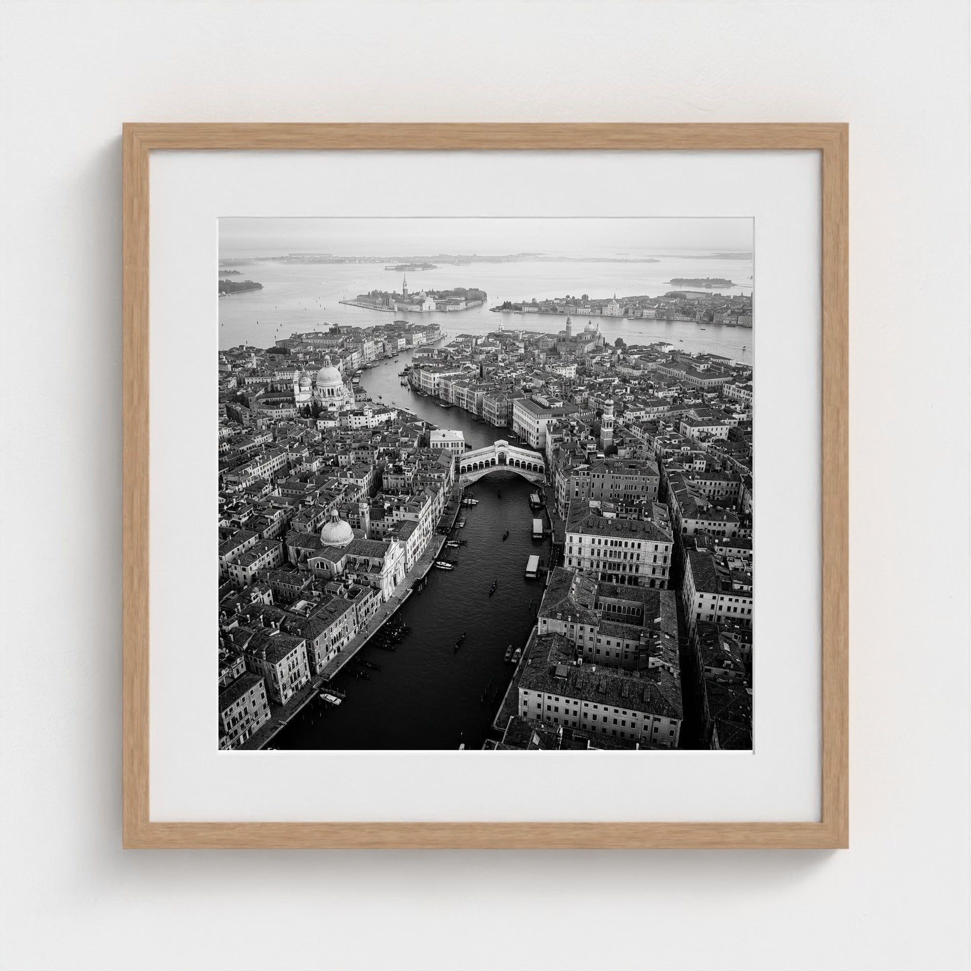 bw-venice-above 20x20-natural frame frame