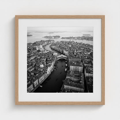 bw-venice-above 20x20-natural frame frame