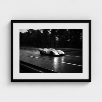 bw-le-mans-night 24x18-black frame frame