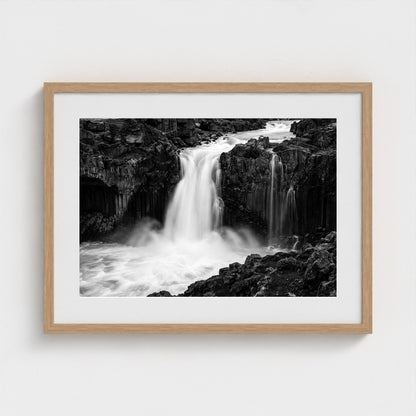 icelandic-cascade 24x18-natural frame frame