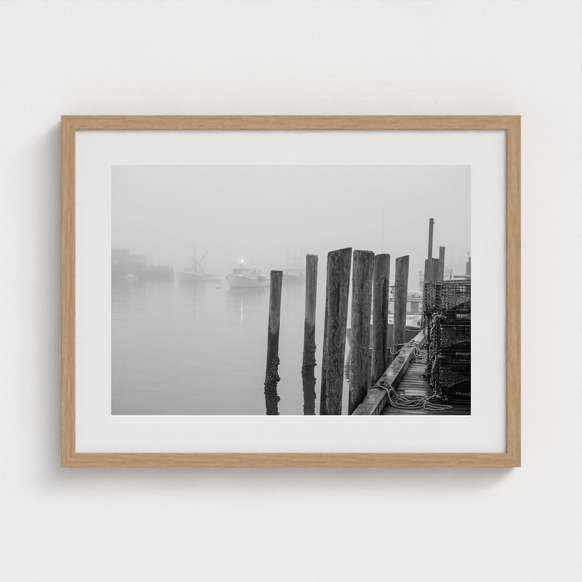 harbor-fog 24x18-natural frame frame