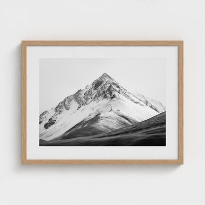 distant-mountain-ridge-under-blazing-white-sky-min-ff348271- 24x18-natural frame frame