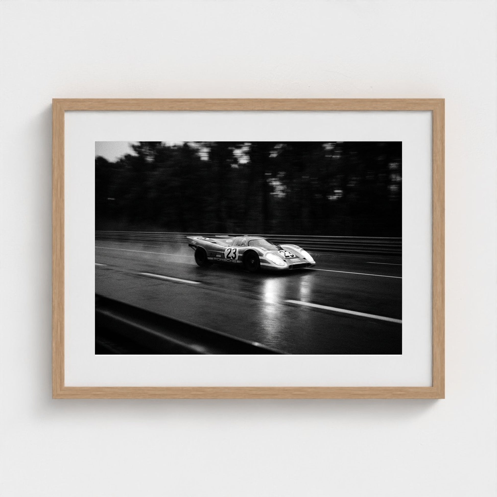 bw-le-mans-night 24x18-natural frame frame