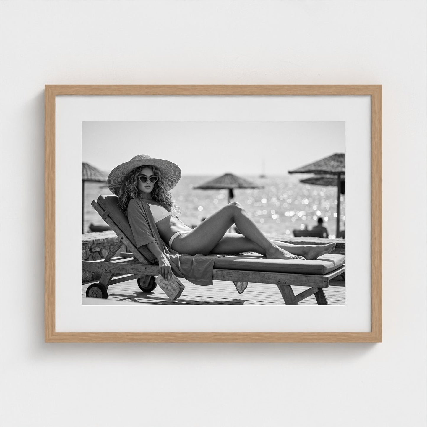bw-lounge-hour 24x18-natural frame frame