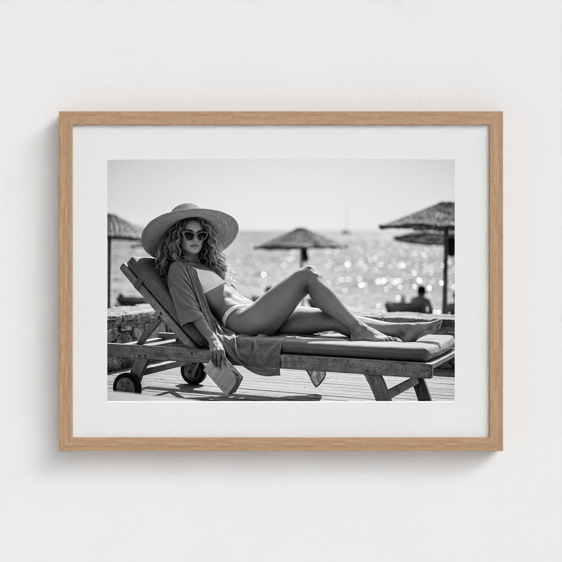 bw-lounge-hour 24x18-natural frame frame