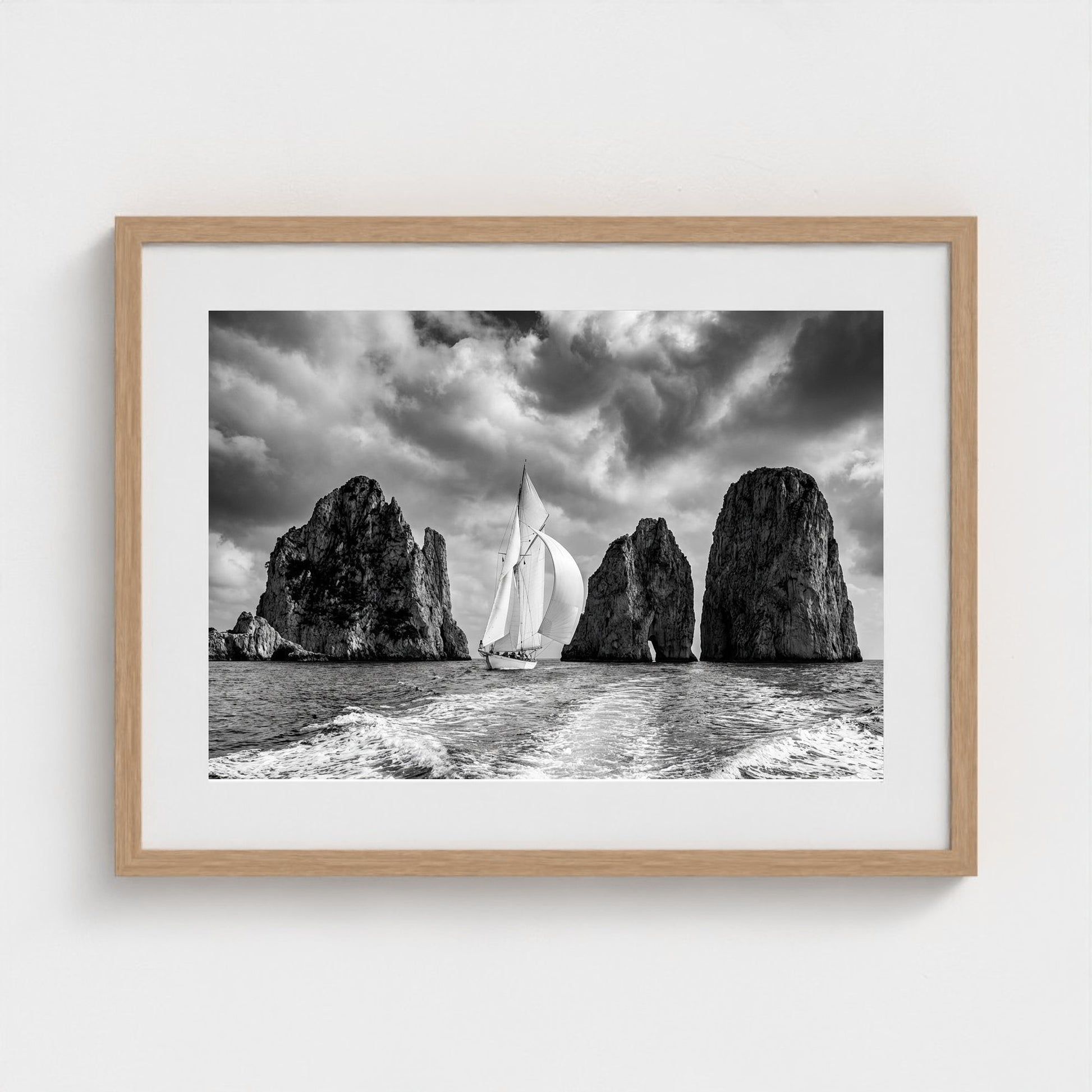 bw-capri-yacht 24x18-natural frame frame