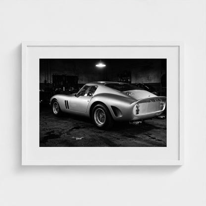 pit-lane 24x18-white frame frame