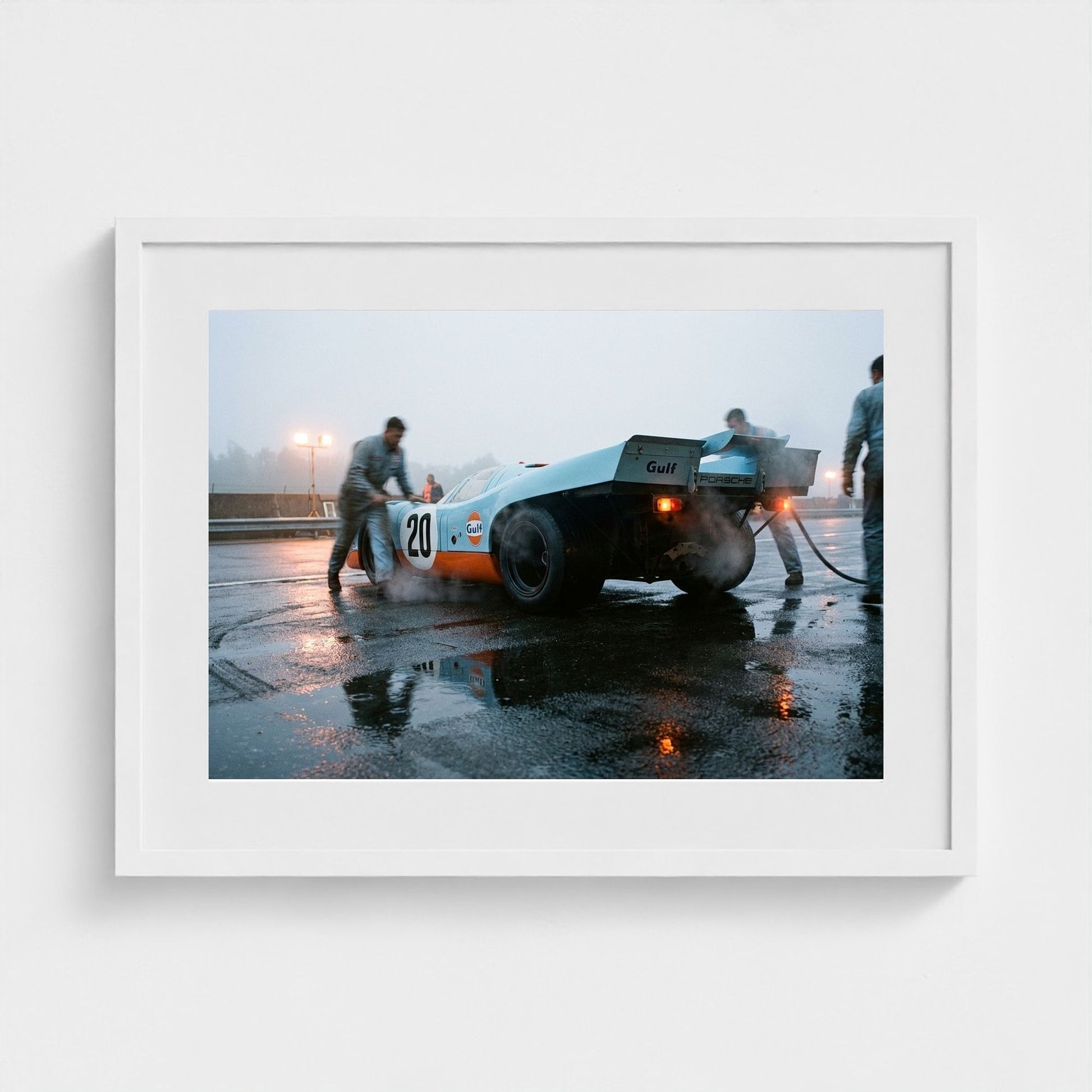 le-mans-dawn 24x18-white frame frame