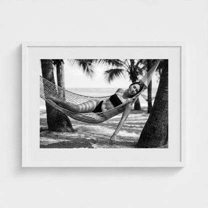 bw-hammock-dreams 24x18-white frame frame