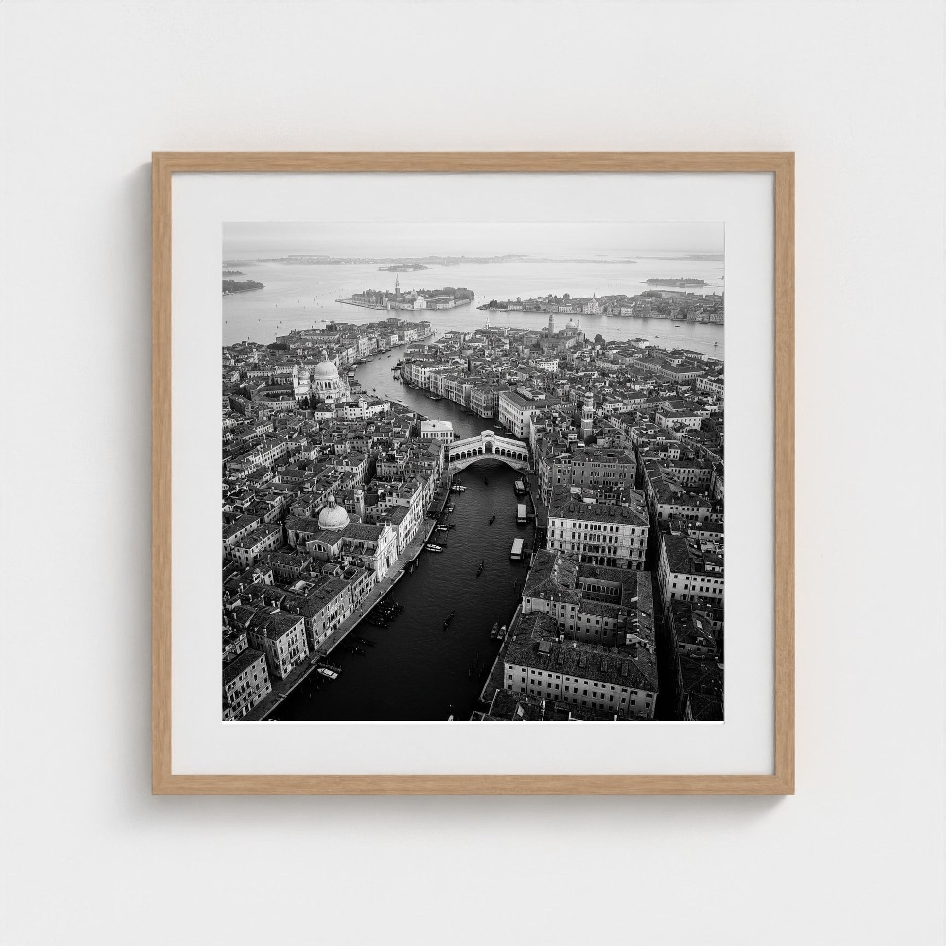 bw-venice-above 24x24-natural frame frame