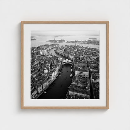 bw-venice-above 24x24-natural frame frame
