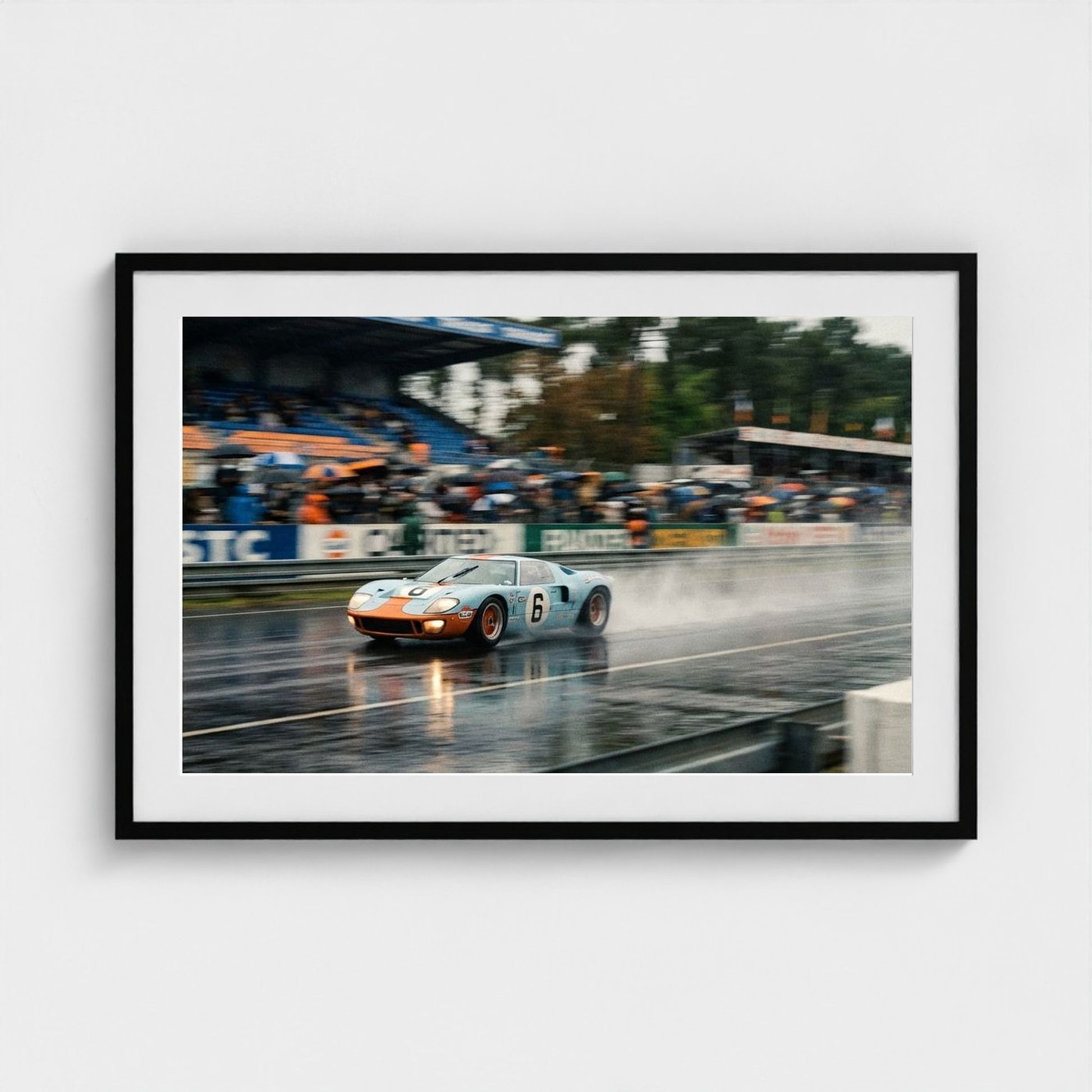 le-mans-blur 36x24-black frame frame