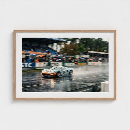 le-mans-blur 36x24-natural frame frame