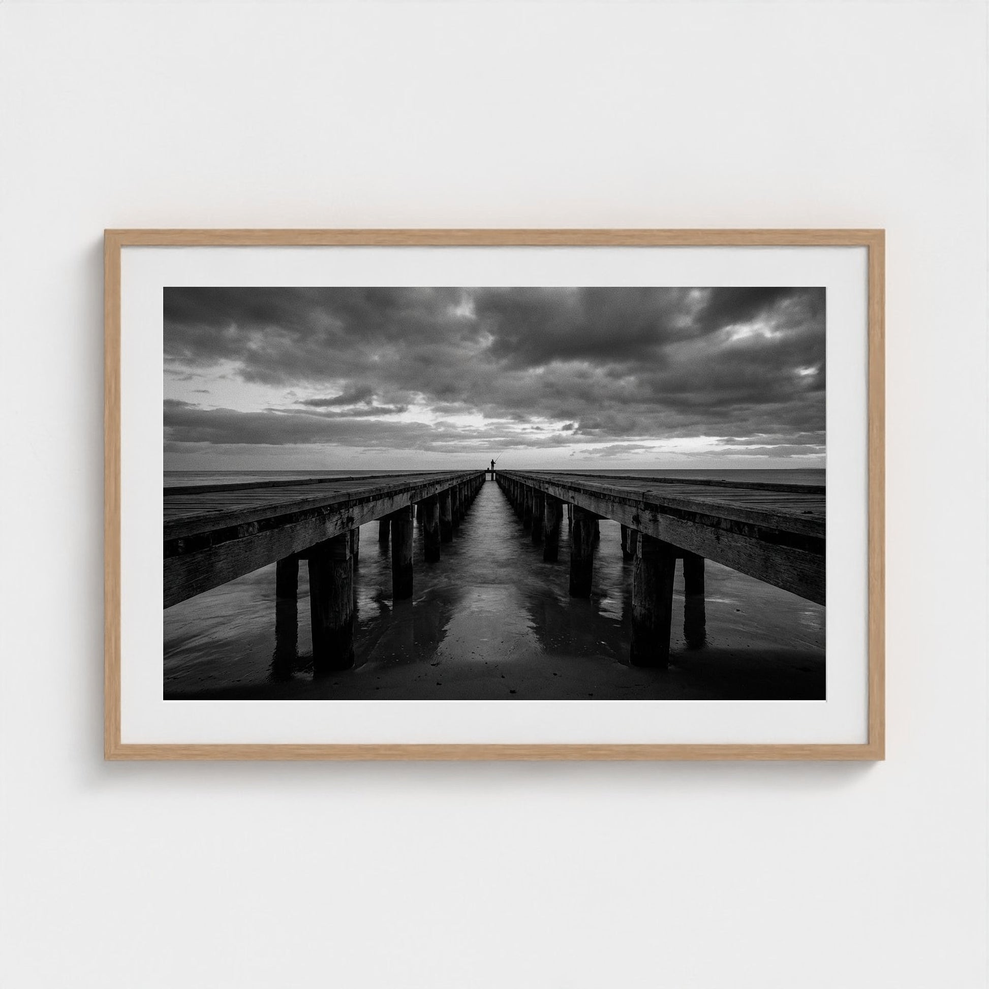 pier-silhouette 36x24-natural frame frame