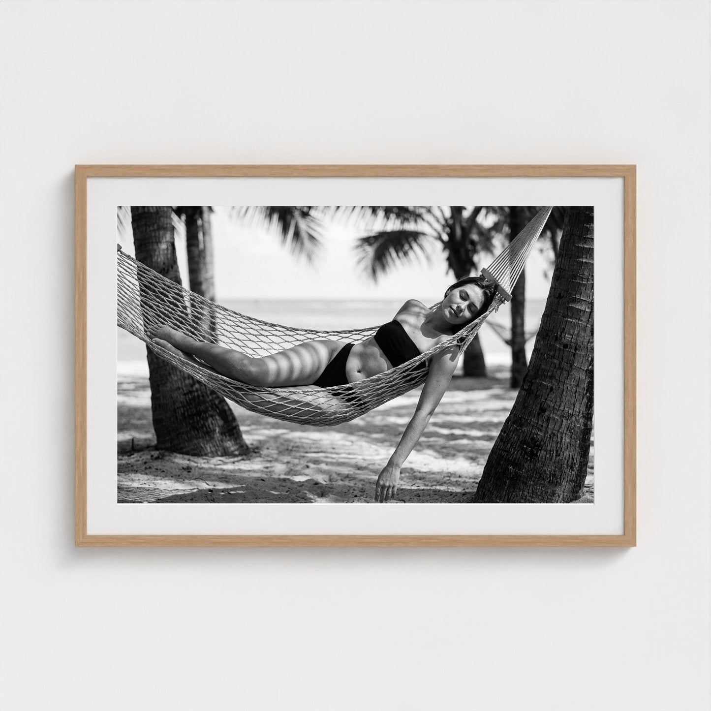 bw-hammock-dreams 36x24-natural frame frame