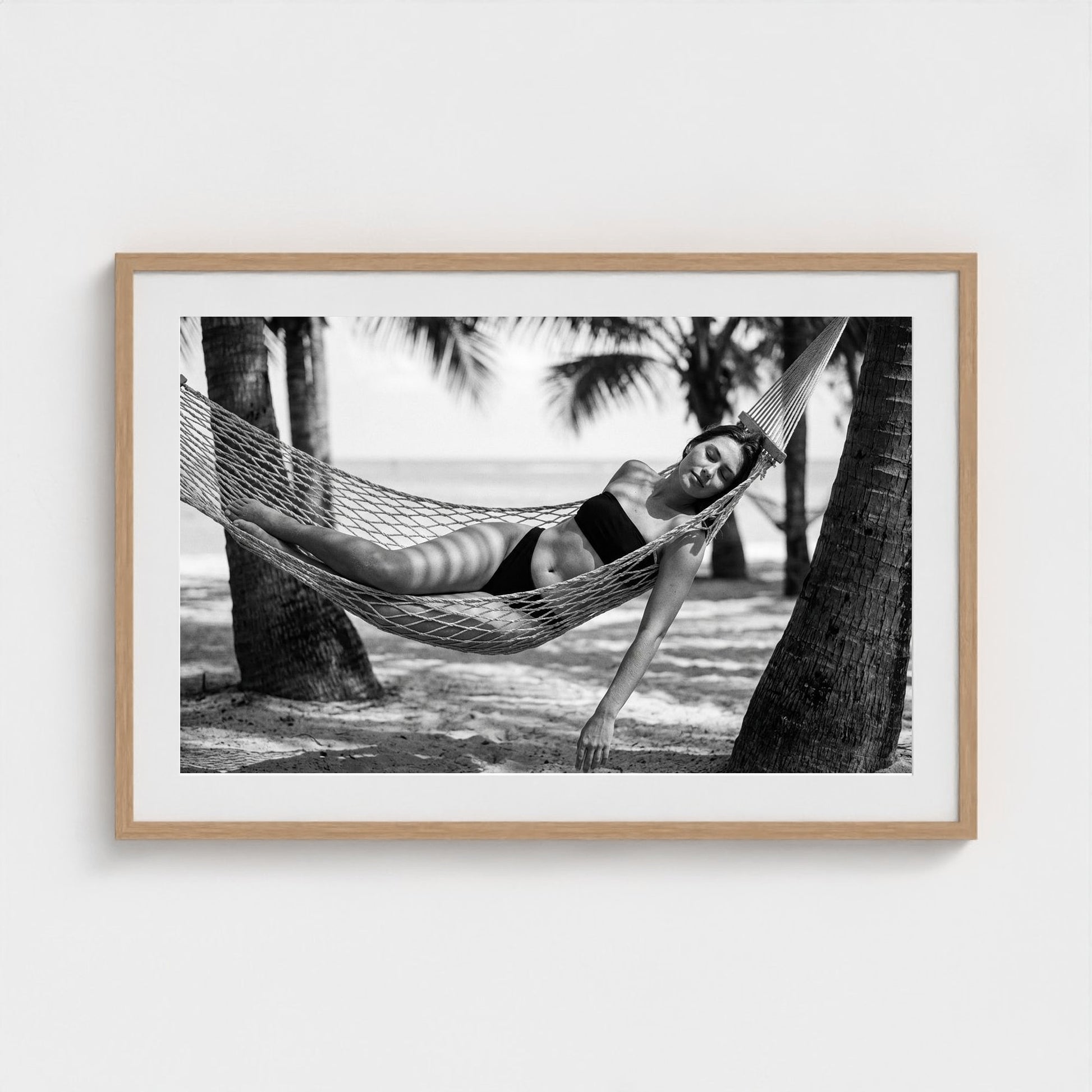 bw-hammock-dreams 36x24-natural frame frame