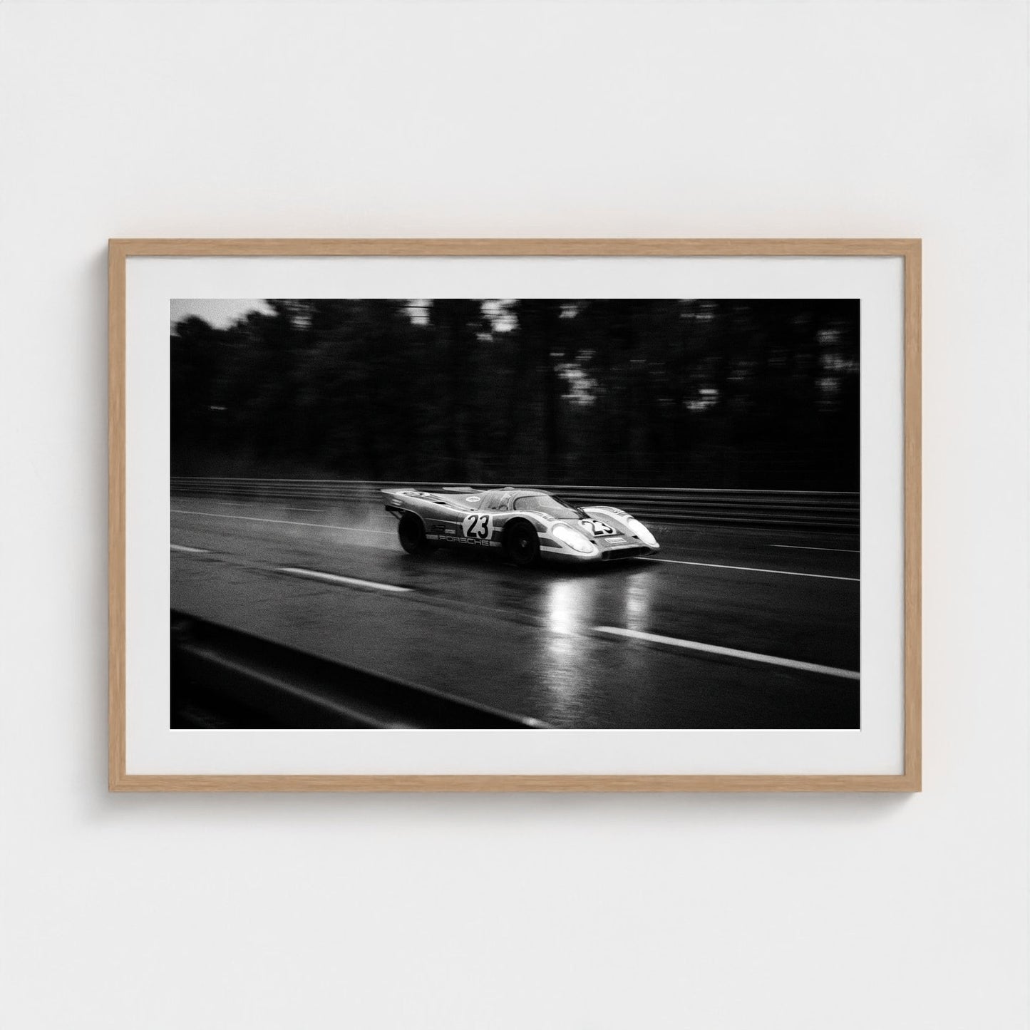 bw-le-mans-night 36x24-natural frame frame