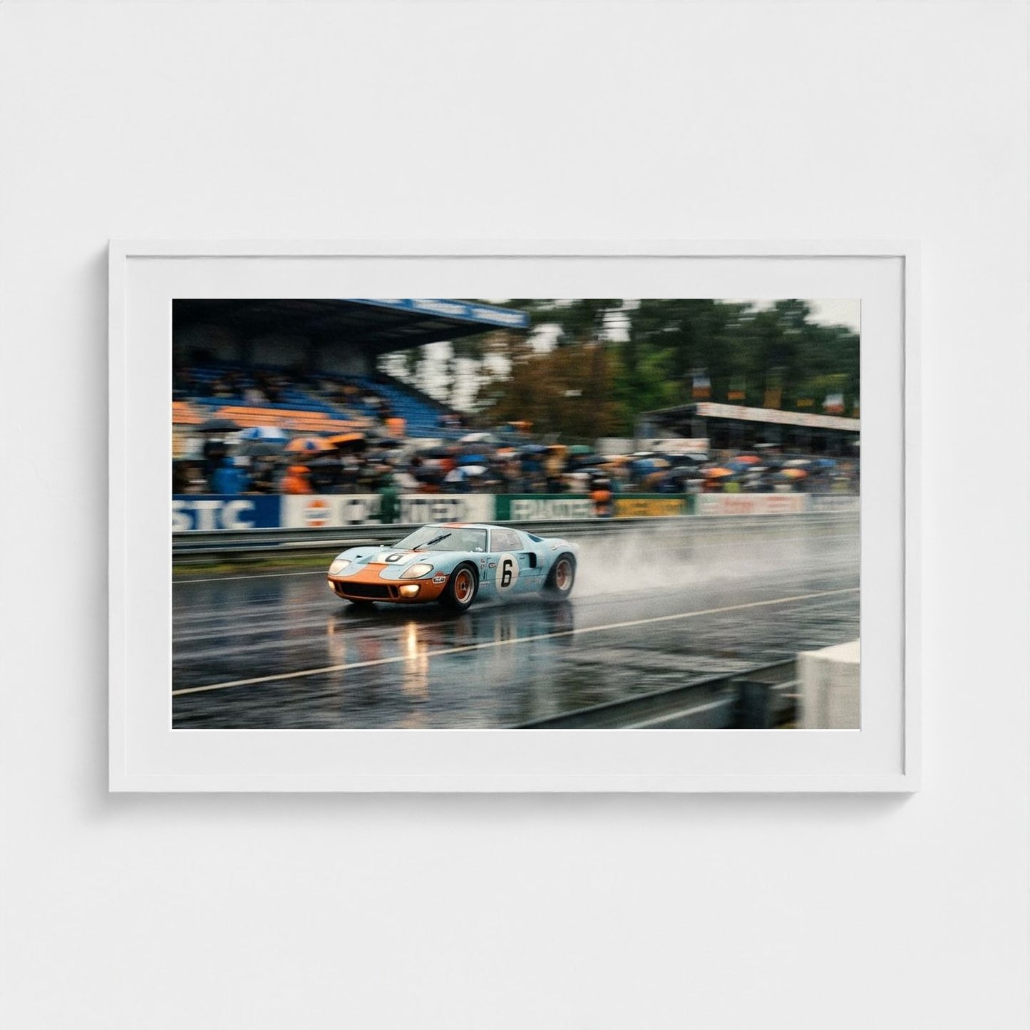 le-mans-blur 36x24-white frame frame
