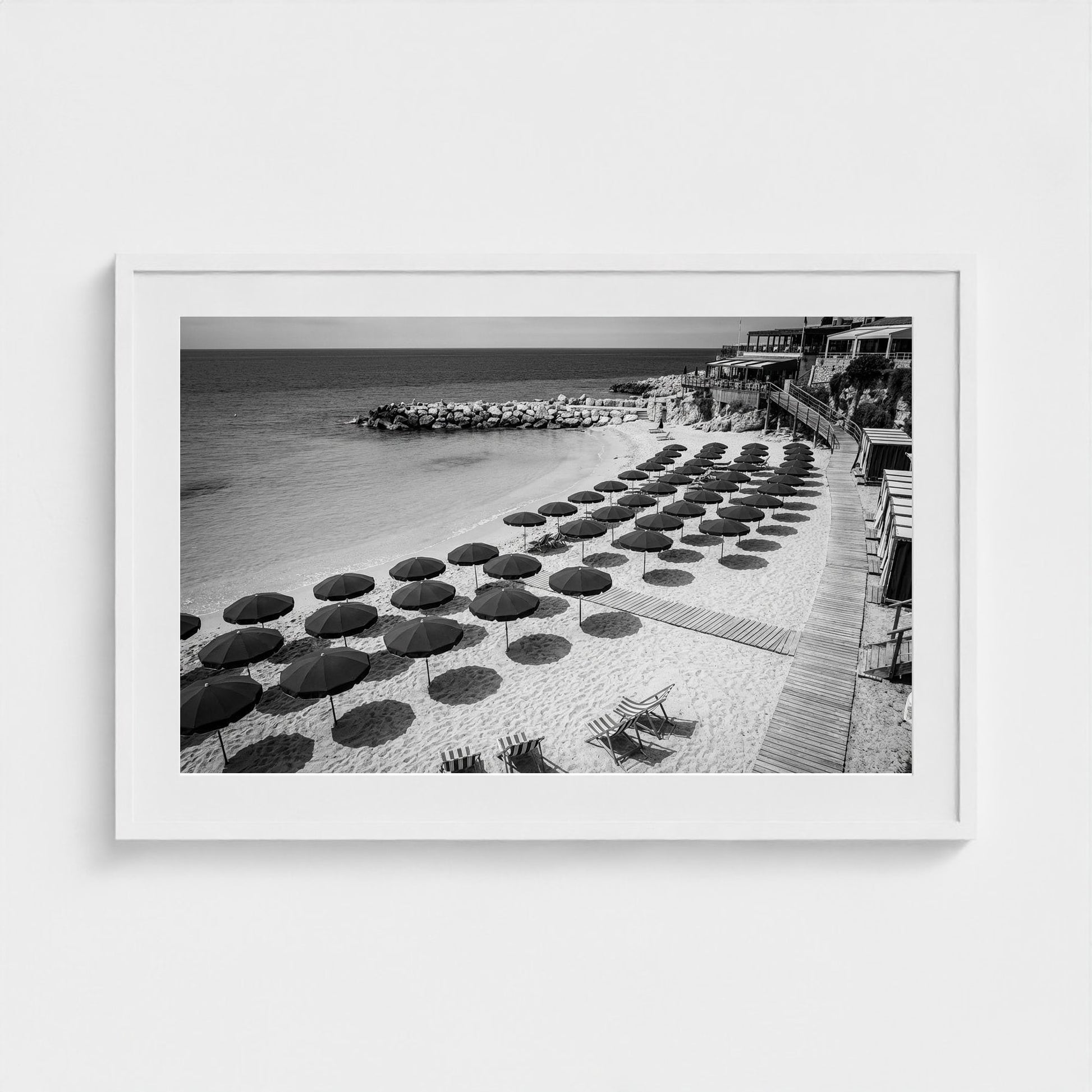 bw-neptune-plage 36x24-white frame frame