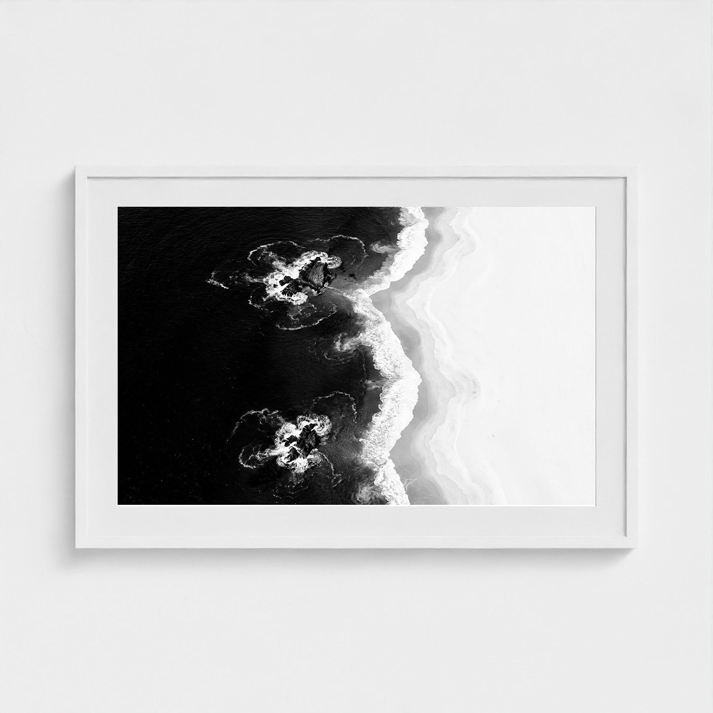 bw-shoreline-geometry 36x24-white frame frame