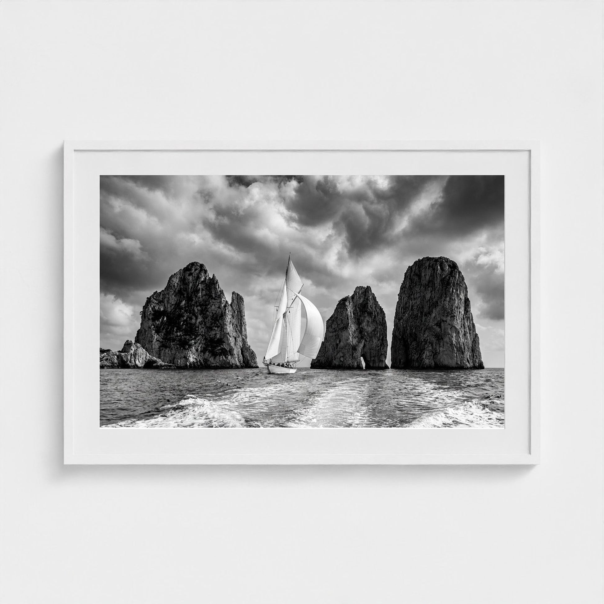 bw-capri-yacht 36x24-white frame frame