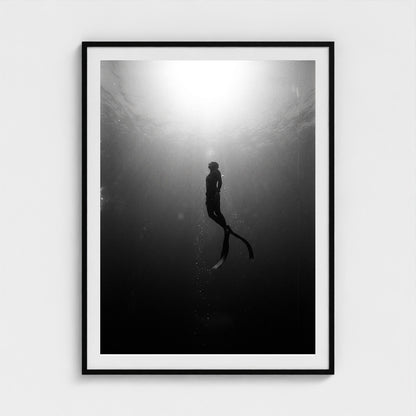 free-diver 36x48-black frame frame