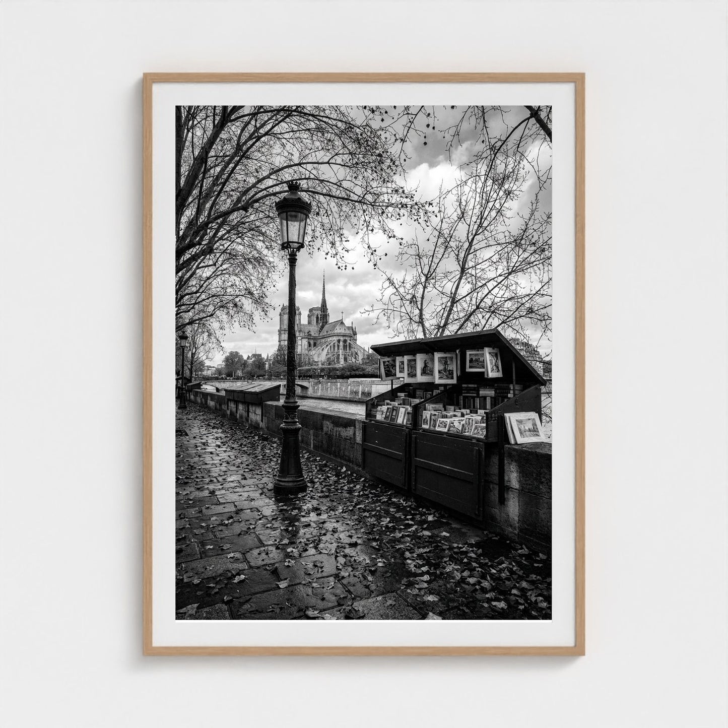 bw-autumn-paris 36x48-natural frame frame