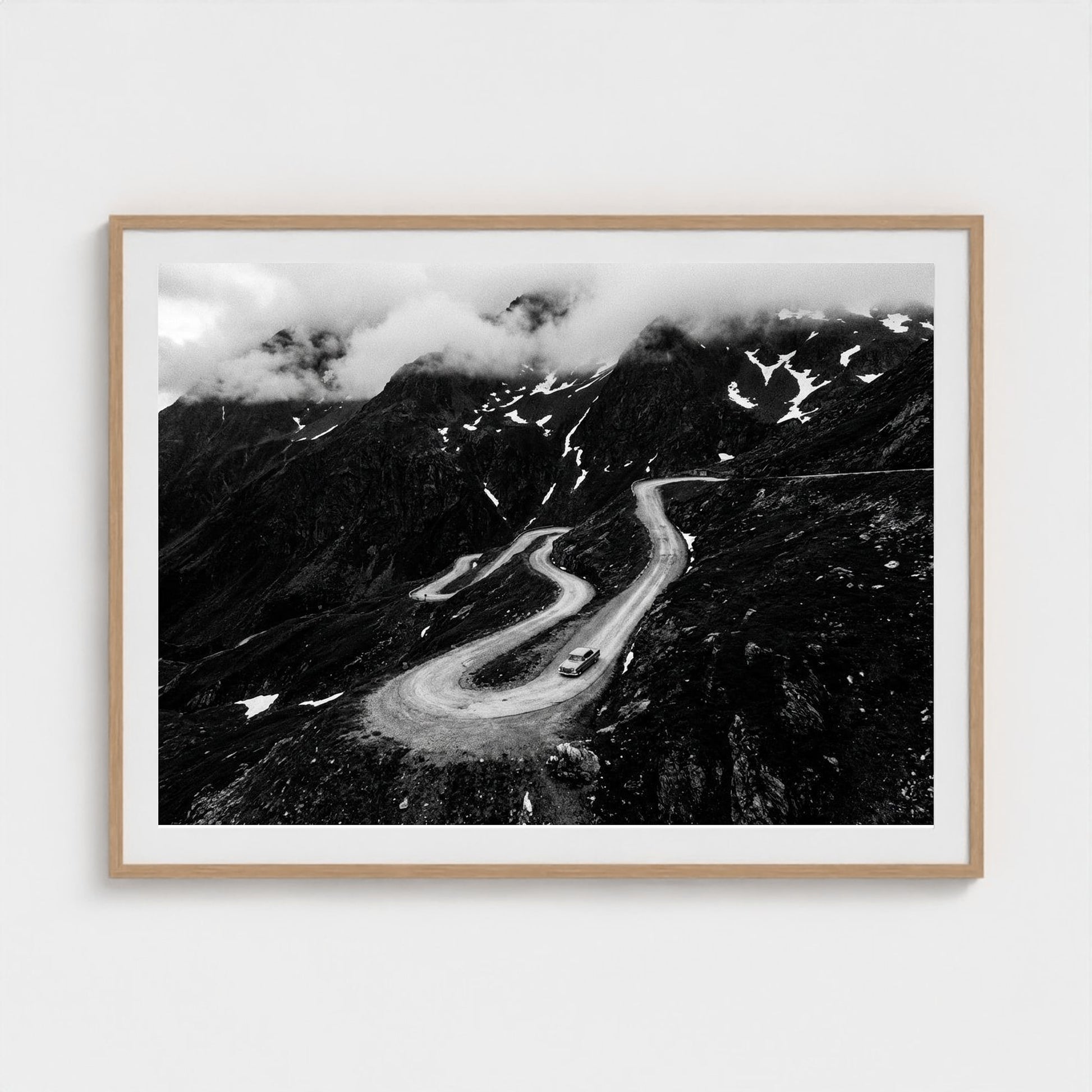 mountain-pass 48x36-natural frame frame