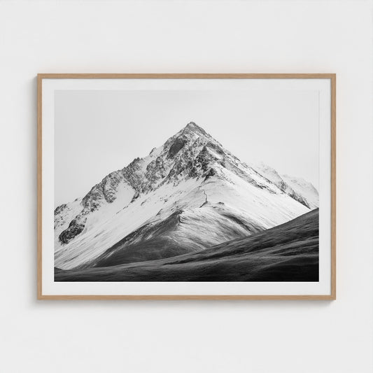 distant-mountain-ridge-under-blazing-white-sky-min-ff348271- 48x36-natural frame frame