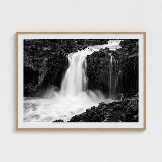 icelandic-cascade 48x36-natural frame frame