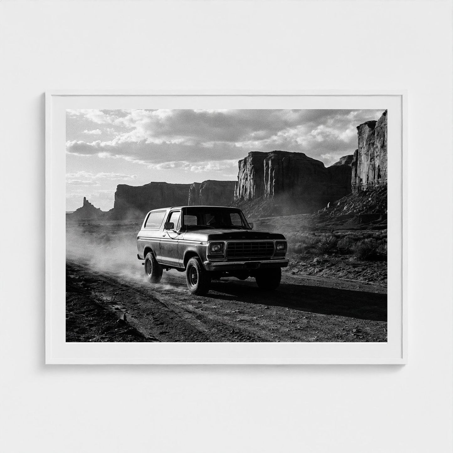 bronco 48x36-white frame frame