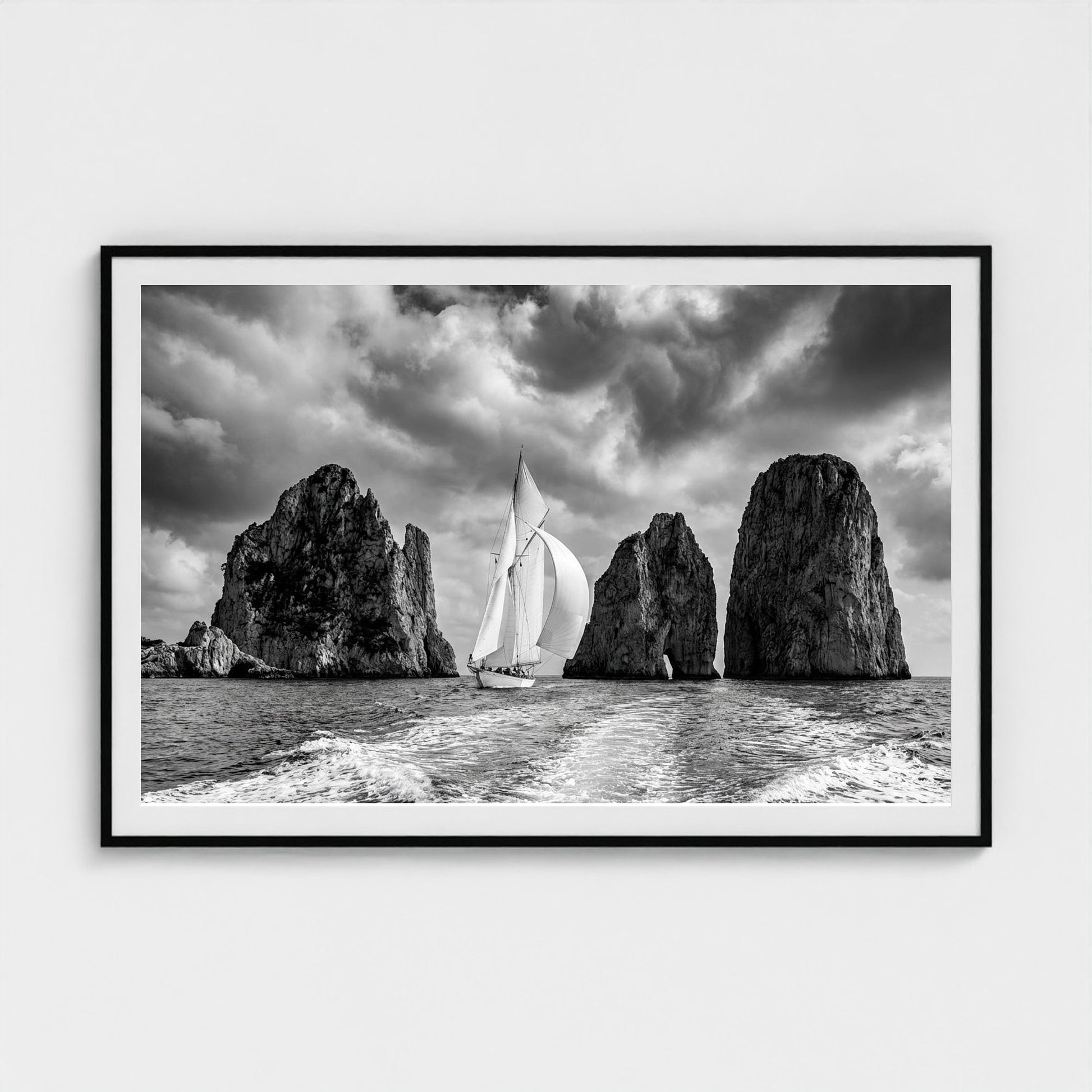 bw-capri-yacht 60x40-black frame frame