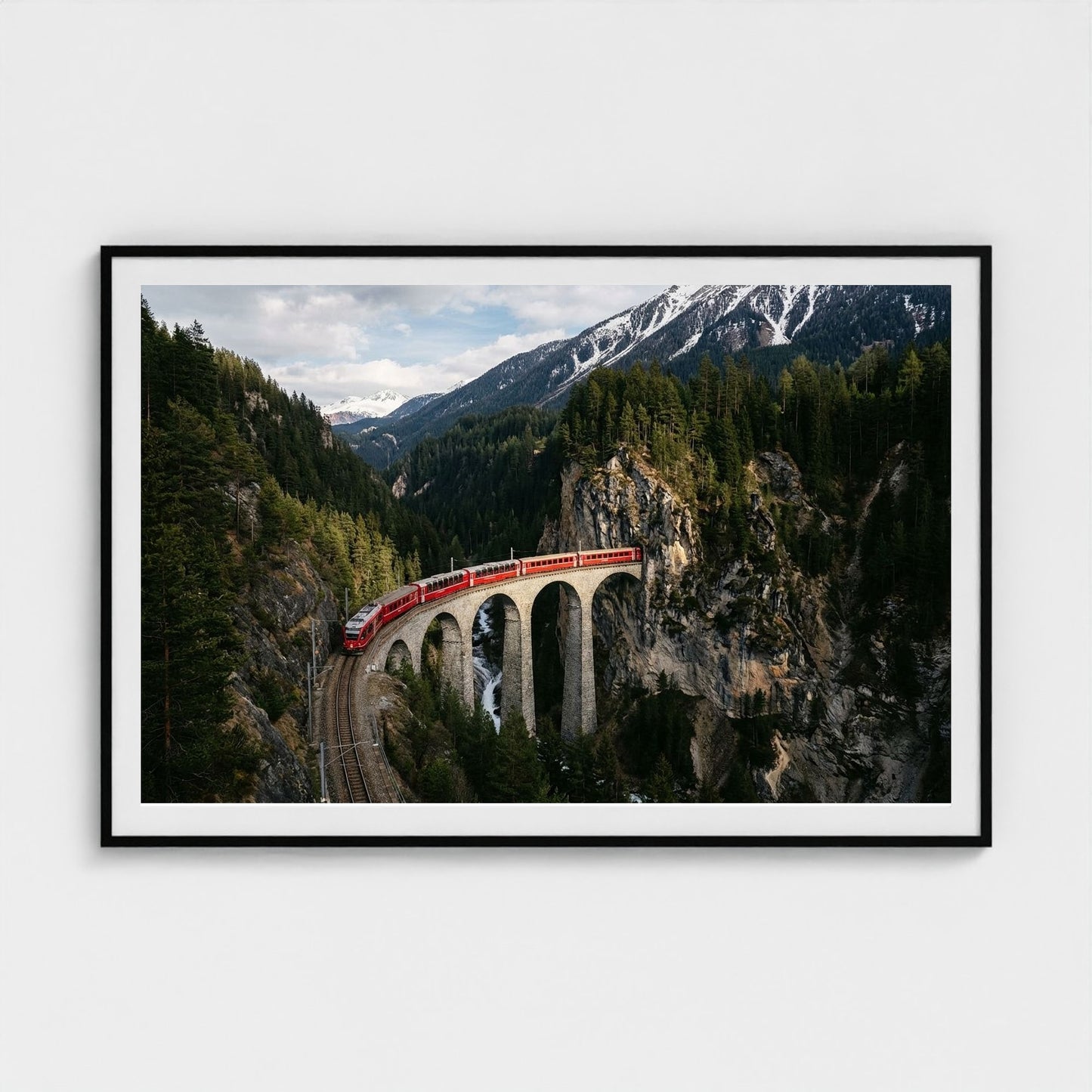 alpine-train 60x40-black frame frame