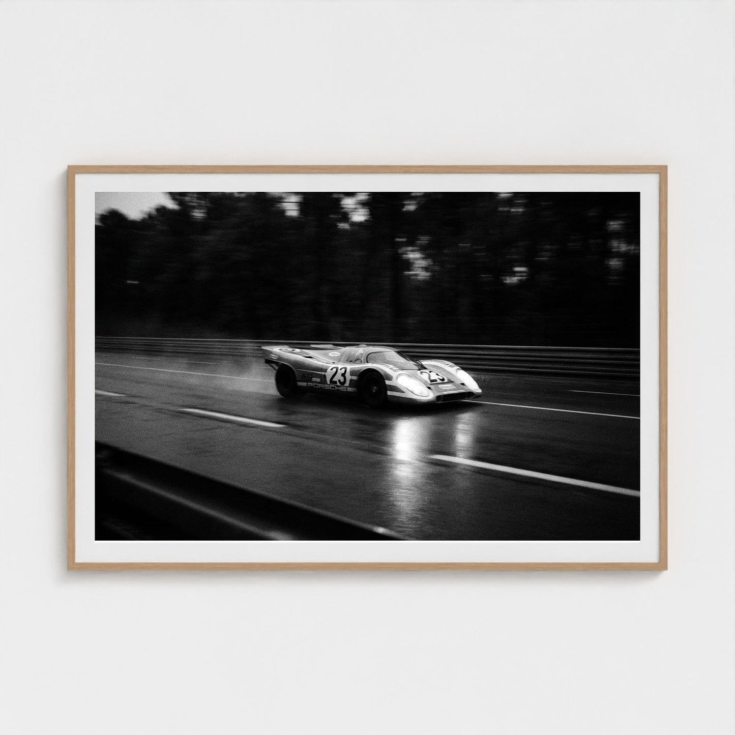 bw-le-mans-night 60x40-natural frame frame