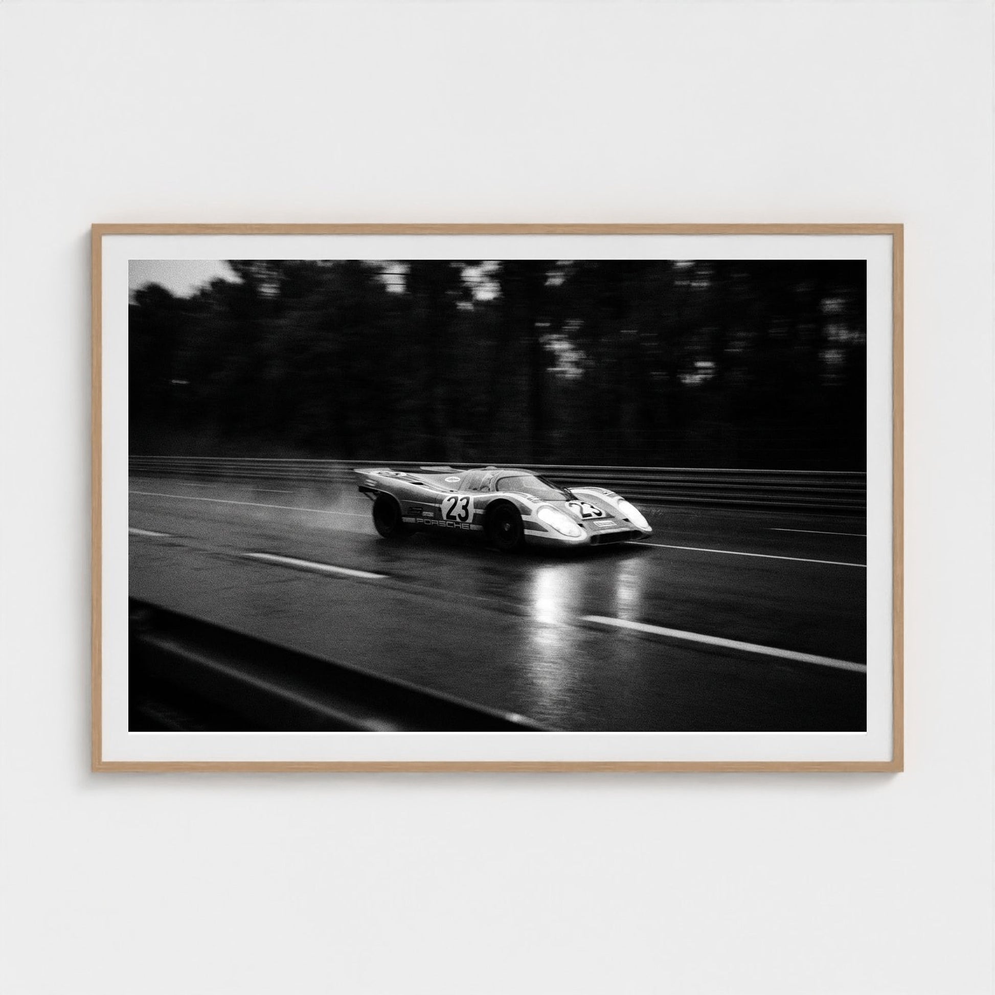 bw-le-mans-night 60x40-natural frame frame